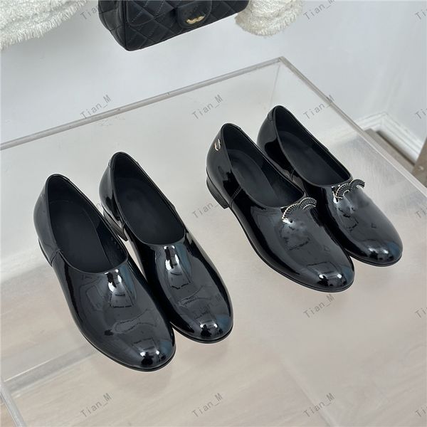 Top Quality Women designer pumps lofer shoes Patent leather flat Block Heels Low-Heeled Shoes All-Match Shallow Mouth Suit Female Low-heeled