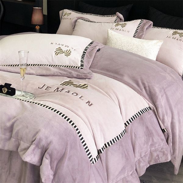 A660 Luxurious Double-Sided Coral Velvet Quilted Bedding Collection - Includes Duvet Cover, Pillowcase, and Mattress Protector