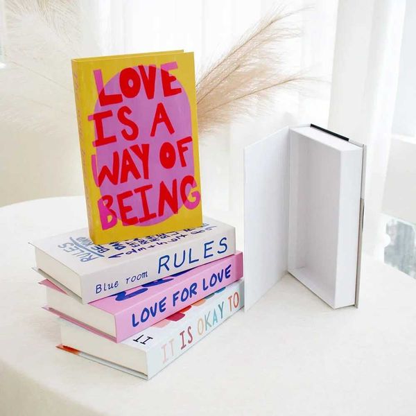 Pink Fake Book Box More Amor Por Favor Elegant Room Fake Books for Decor Coffee Table Ornaments Bedroom Interior ItemsXJ241228