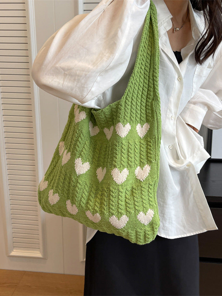 W07 Chic Love-Themed Traveling Tote: Stylish Handcrafted Knitting Accessory
