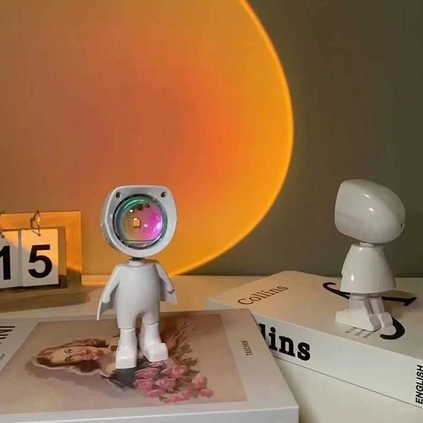 Astronaut Robot Rainbow Projection Sun Lamp Table Night Light Sunset Lamp Infinite Dimming Bedroom Atmosphere Light X250128