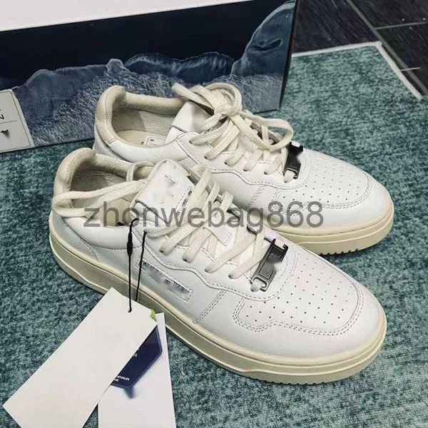 Dress Shoes white shoes thick sole 2024 new height increasing casual womens shoes niche sports board shoes J241108