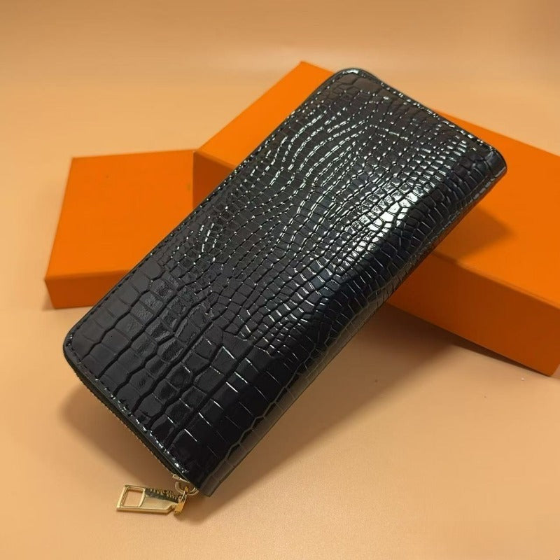 Designer Wallet Card Holder Women Everyday Use Modern Minimalist Faux Leather High Capacity Coin Purse Magnetic White Brown Pocket Cash Compartment