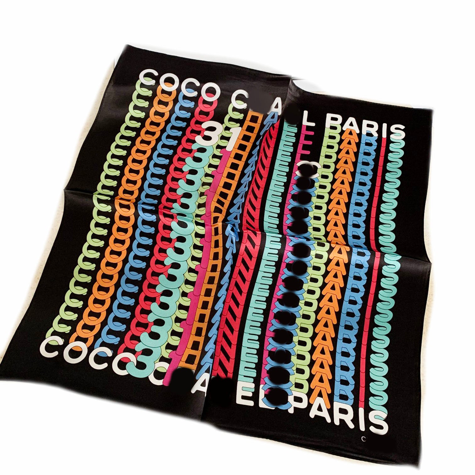 Designer Fabric Small Square Scarves Simple Scarf European Brand Spring New Hairdress Fashion Clothing Accessories Exquisite Design Girls Family Gif