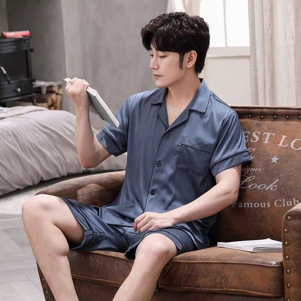 Summer Mens Pajamas Suit Short Sleeve Ice Silk Sleepwear Set Thin Loose Satin Solid Two Piece Home Night Clothing Male TeenXJ241227