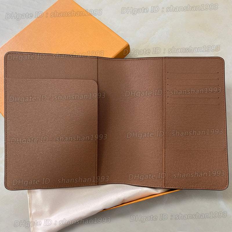 Fashion Accessories Large Desk Agenda Cover spacious leather lined elegant holder for A5 notebook 6 credit card slots notes and small papers With bo