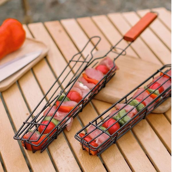 BBQ Tools Accessories Outdoor Wooden Handle Barbecue Cage Camping Meat and Vegetable Net Rack Picnic 231207