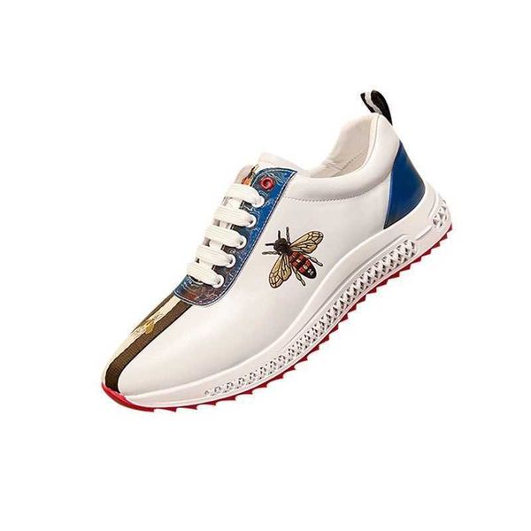 2024 Novos sapatos de corrida para homens pequenos sapatos brancos masculino outono versátil Sports Sports Shoes Men x241122