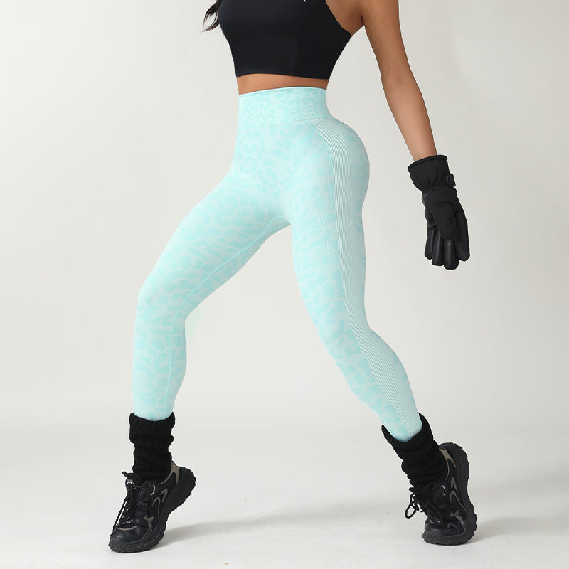 Women&#039;s Skin-Tight Activewear: Comfortable Leopard Legging For Gym Sessions & Runs