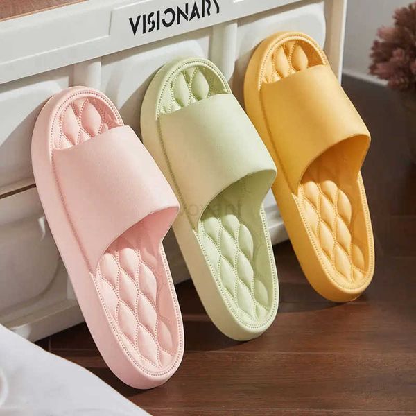 Wens Slippers Bathro simples diamd verificação de massagem Sensati grossa de sola mole de desgaste CCISE CCISE CEFT SLUDERS Shoes Z241120