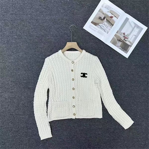 Fall-winter hemp pattern sweater women&#039;s knitted cardigan new long-sleeved embroidered bubble sleeve jacket with wild short coat.