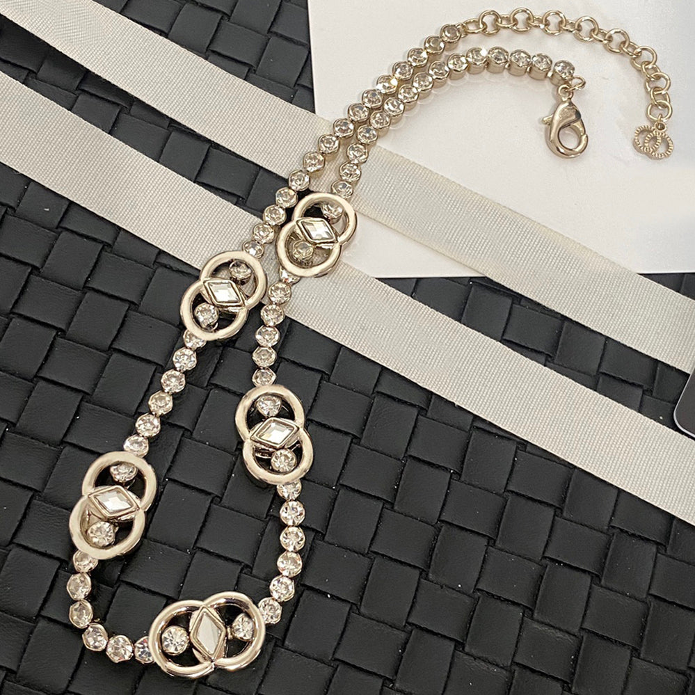 Classic Pendants Crystal Necklace Geometry Pendant High Quality Gold Plated Copper Pearl Chains Fashion Mens Womens Choker Party Jewelry Gifts