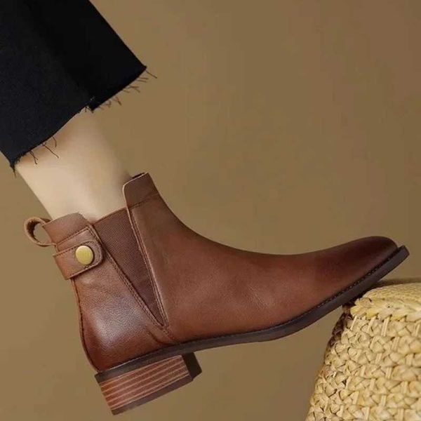 English Style Short Boots for Women 2024 New Thick Heeled Soft Leather Chelsea Boots Spring Autumn Ankle Boot French Office ShoeC241029