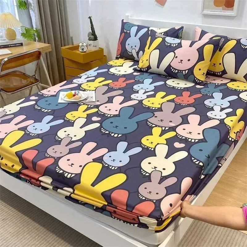 26MIC Vintage French Print 4-Piece Bedding Set with Lace Trim - Milk Velvet Quilt & Matching Pillows