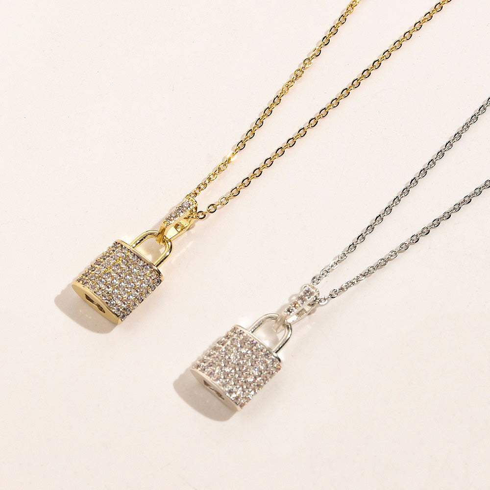 Luxury Designer Necklace Choker Chain Crystal 18K Gold Plated 925 Silver Plated Stainless Steel Letter Pendants Fashion Womens Jewelry