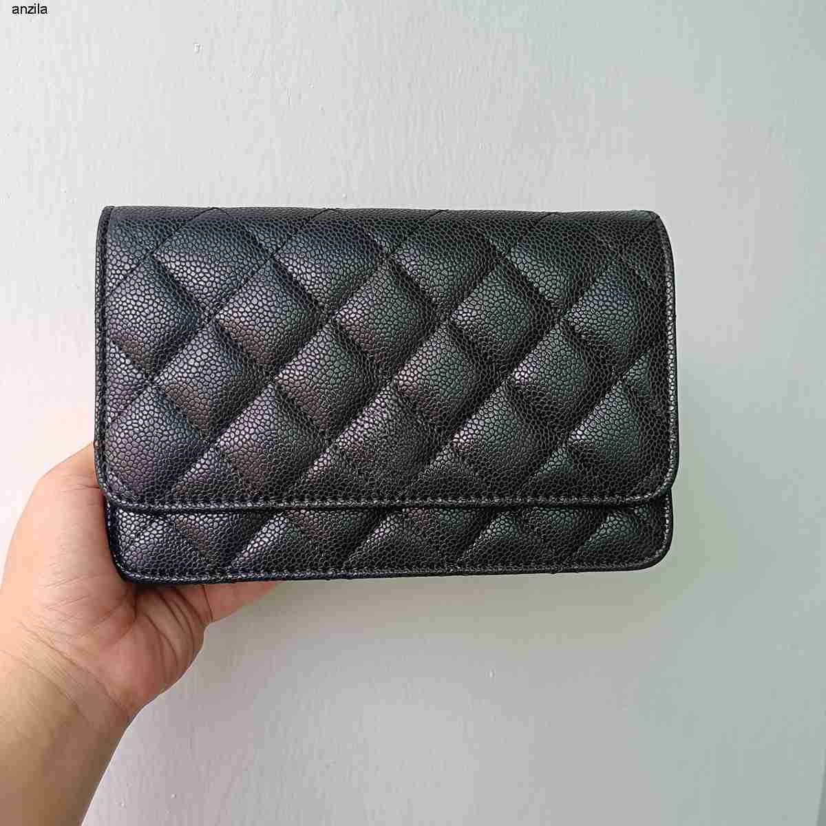 Women&#039;s Caviar Grain Sheepskin Handbag - Classic Leather Shoulder & Crossbody Design