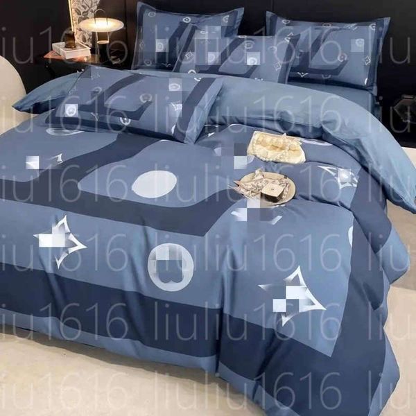 PG of bedding Spring and Summer Quilt Cover Light Simple Ins Herburn Wind Four Seasons Universal Bed enbedding Sets Designer horse comforter