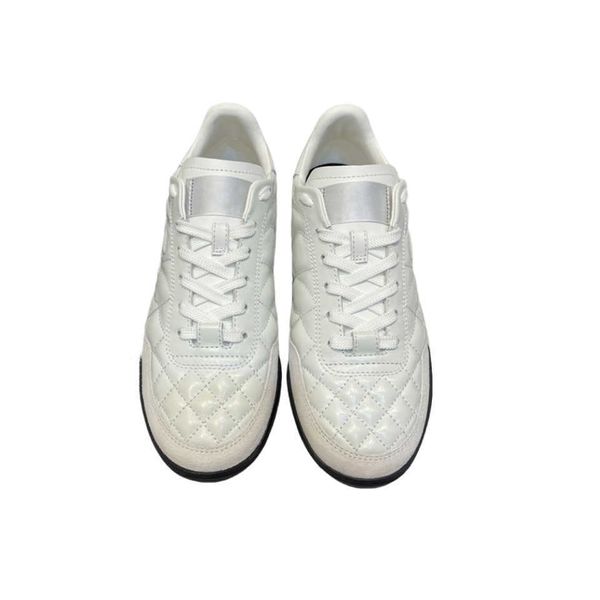 Versão superior da marca Gold e Silver Corner Diamond Grid Padrão Forrest Gump Shoes 2024 Spring e Summer Novo Treinamento Moral de Treiname