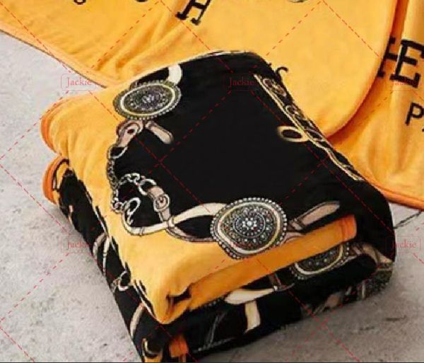 New arrivals Designer blanket Classic Styles Letter throw blanket Soft Scarf Shawl Apply to Home-Office -Outdoor Travel Portable Luxury comf