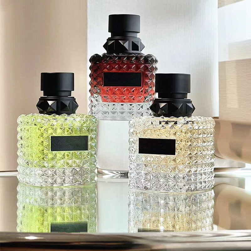 Hot Selling Ladies Perfume Deodorant Spray Body Spray Lasting Fragrance Gift Natural Ladies Girl Cologne Good Smell