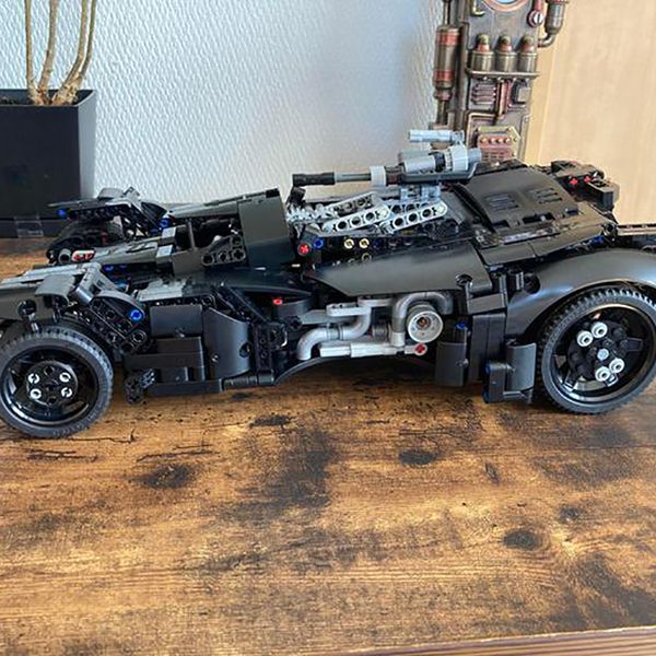 1059PCS MOC Bat Tank Sports Car Batmobile Tumbler Building Blocks Racing Vehicle Model Bricks Puzzles Toys Gifts For Kids Boys mobile