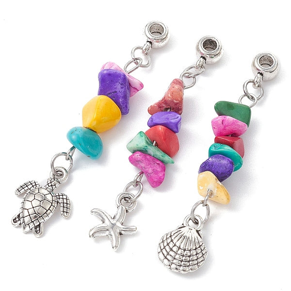 Anhänger mit gefärbten synthetischen türkisfarbenen Splittern