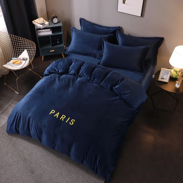Luxury Designer Pillowcase bedding Letter comforters sets Print Fashion wool warm suit 4pcs-set queen size home bedding textiles