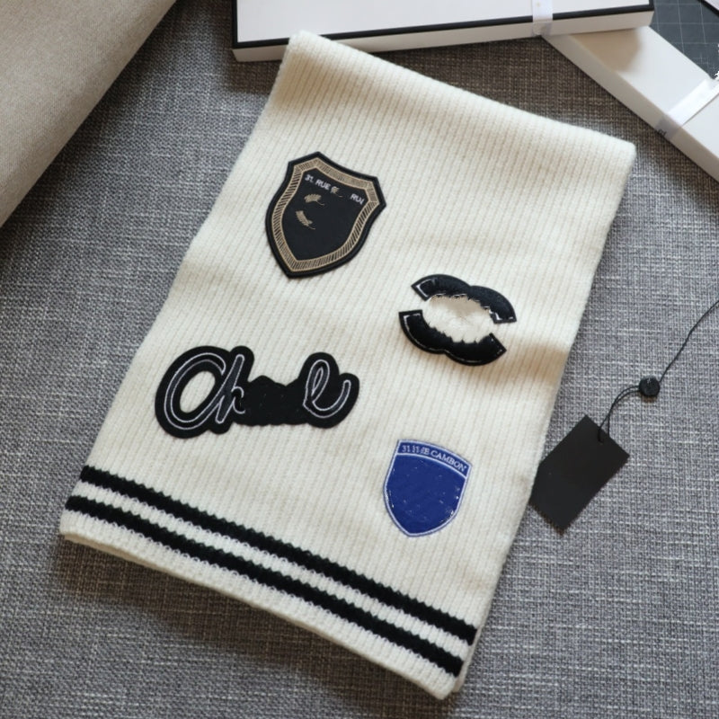 Designer Scarf 100% Cashmere wool Scarves Camellia flower Womens and mens Long Wraps Classic Plaid Women Man silk scarf warmth wintertime Scarf with