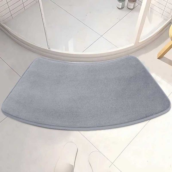 Soft Non-Slip Absorbent Bath MatCurved Bath MatWater Absorbent Shower Carpet for He BathroBath RugBathro Accessories Z250211