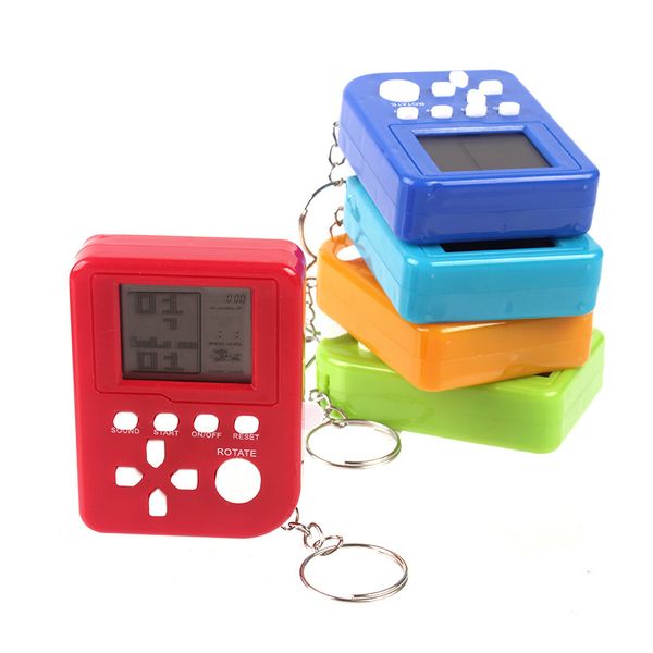 High Quality Mini Handheld Portable Game Players Retro Game Box Keychain Built In 26 Games Controller Mini Video Game Console Key Hanging To