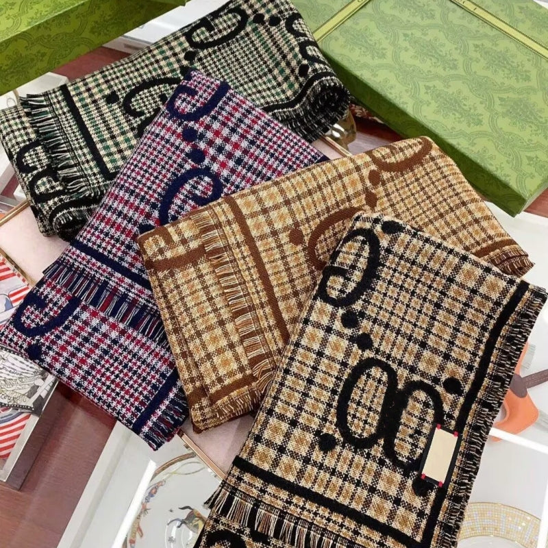 A+++ high quality men designer for women scarf brand plaid Shawls Scarves Pashmina Winter mens Cashmere Wraps 47*180cm