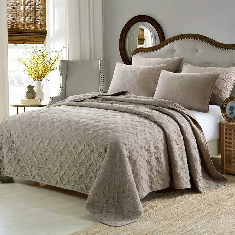 Solid Embroidered Bedspread Quilt Set 3pcs Quilted Bedding Cotton Quilts Bed Covers Pillowcase Blanket King Queen Size Coverlets 252033TTZZ