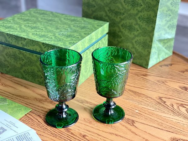 Designer French style tropical rainforest relief retro tall cup emerald tall cup red wine cup juice cup, green glass cup 2 pieces in gift bo