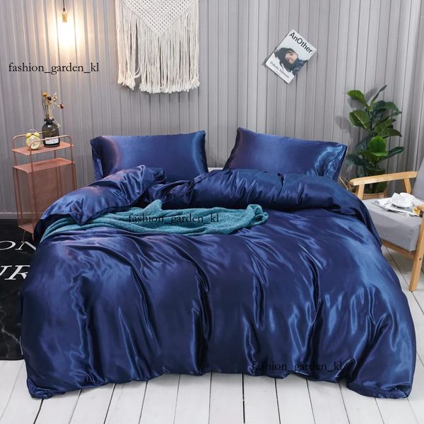 Bedding Sets Solid Color Quilt Cover Pillowcases Silk Luxury Cool Bedding Set Summer With Duvet Cover Flat Sheet Pillowcase High Quality Bre