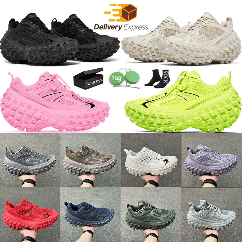 Designer Defender Sneaker Platform Extreme Tire Tread Sole Shoes Rubber Tire Black White Beige Army Green Grey Pink Thick Sole Mens Womens Dad Sport