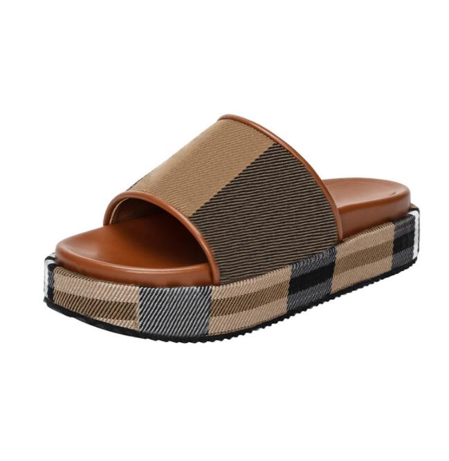 Wholesale 2024 Summer Outdoor Women Shoes Famous Designer Brand Female Heels Sandals Fashion Slipper for Lady SIZE36-43 06895