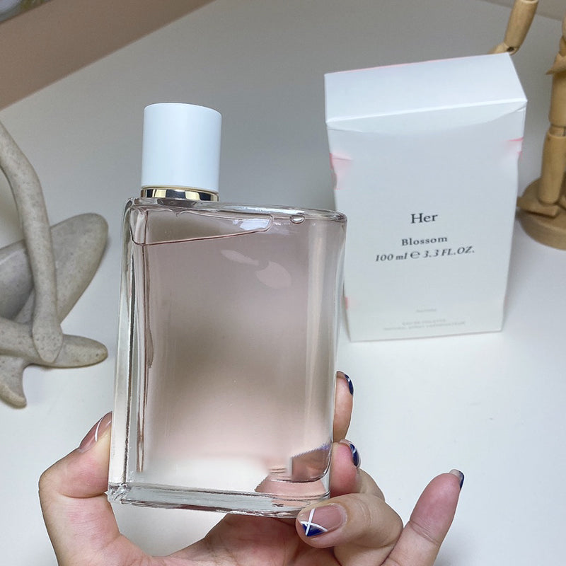 Perfume Women Perfumes 100ml 3.3fl.Oz Good Smell Long Lasting Time Lady Body Mist Spray Lady Her Fragrance High Quality Luxury Designer Cologne 2025