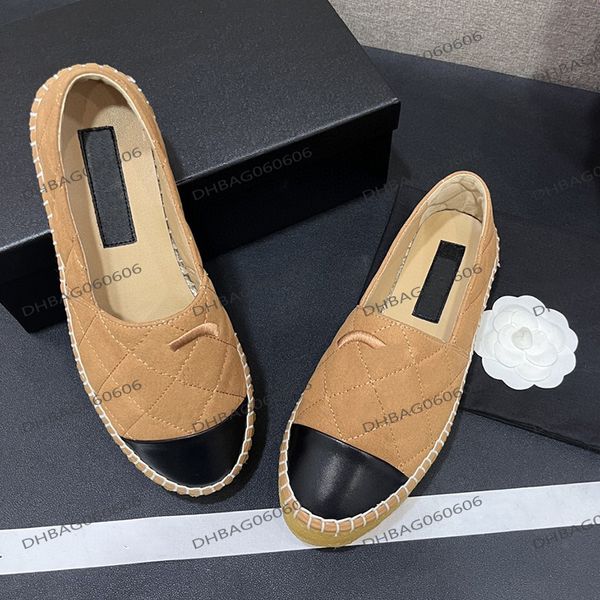 Designer Ladies Suede-Woolen Flat Base Fisherman Shoes Classic Round Toe Quilted Textured Outdoor Casual Shoes Ladies Slide-On Mule Dress Sh