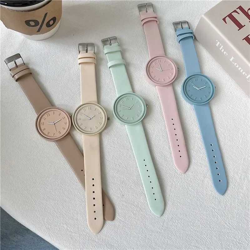2024 New Women Quartz Watch Macaron Color Temperament Simple Retro Student Digital Watches Clock Hight Quality WristwatchX240920