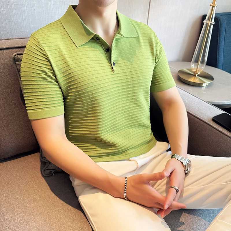 Men Knitted Polo Shirt 2024 New Light Thin Breathable Solid Casual Collar Short Sleeved Stripe T-shirt High-quality Men ClothingX240920
