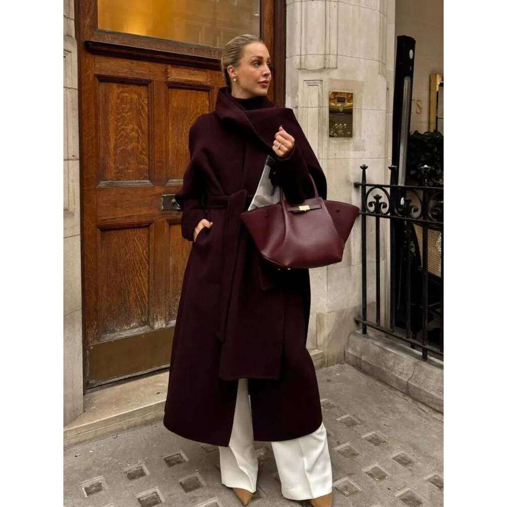 Coats Designer Women With Scarf Long Woolen Coat Dark Red Belt Lace Up Waist Cinching Slimming Solid Color Shawl Women Wool Overcoat Maxi Outwear De