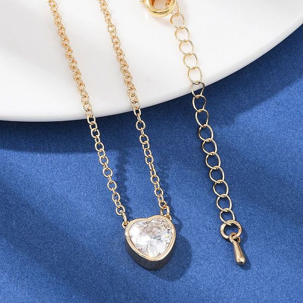 Collares con colgante de circonita cúbica transparente pavimentados de latón para mujer