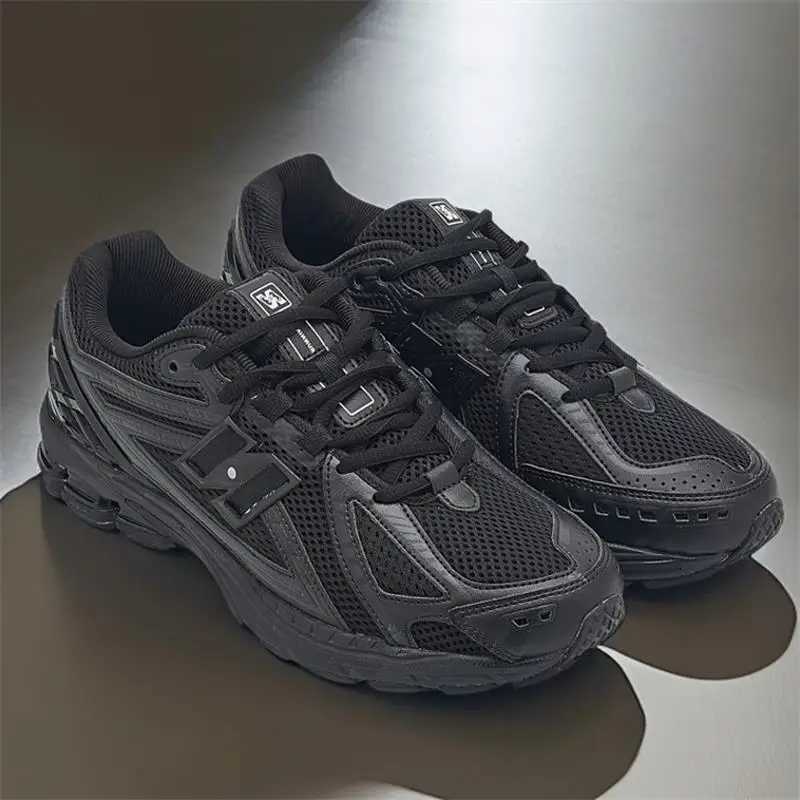 Outdoor Shoes Sandals 24 trendy shoes mens and womens flat shoes can run and jump wear-resistant cushioned sneakers high-top S2525