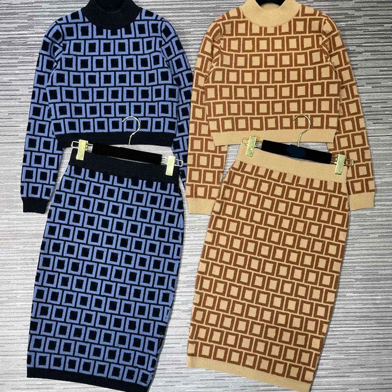 23SS Womens Two Piece Dress Classical Spring Pullover Sweaters Simple Casual Dress Fashion Tracksuit High Streemt Element Women&#039;s Clothing Size