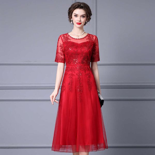 High-end Atmospheric Red Dress 2024 New Splicing Mesh Embroidery High Waisted Short Sleeved Big Swing Skirt Summer Novelty Short Pregnant Wo