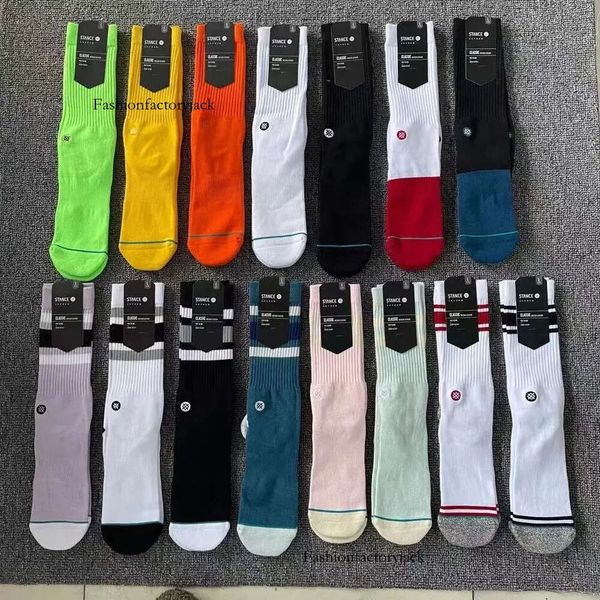 Light Luxury Stand Stance High Tube Skateboarding Socks Exposed Trend Towel Bottom Socks Basic Sports Basketball