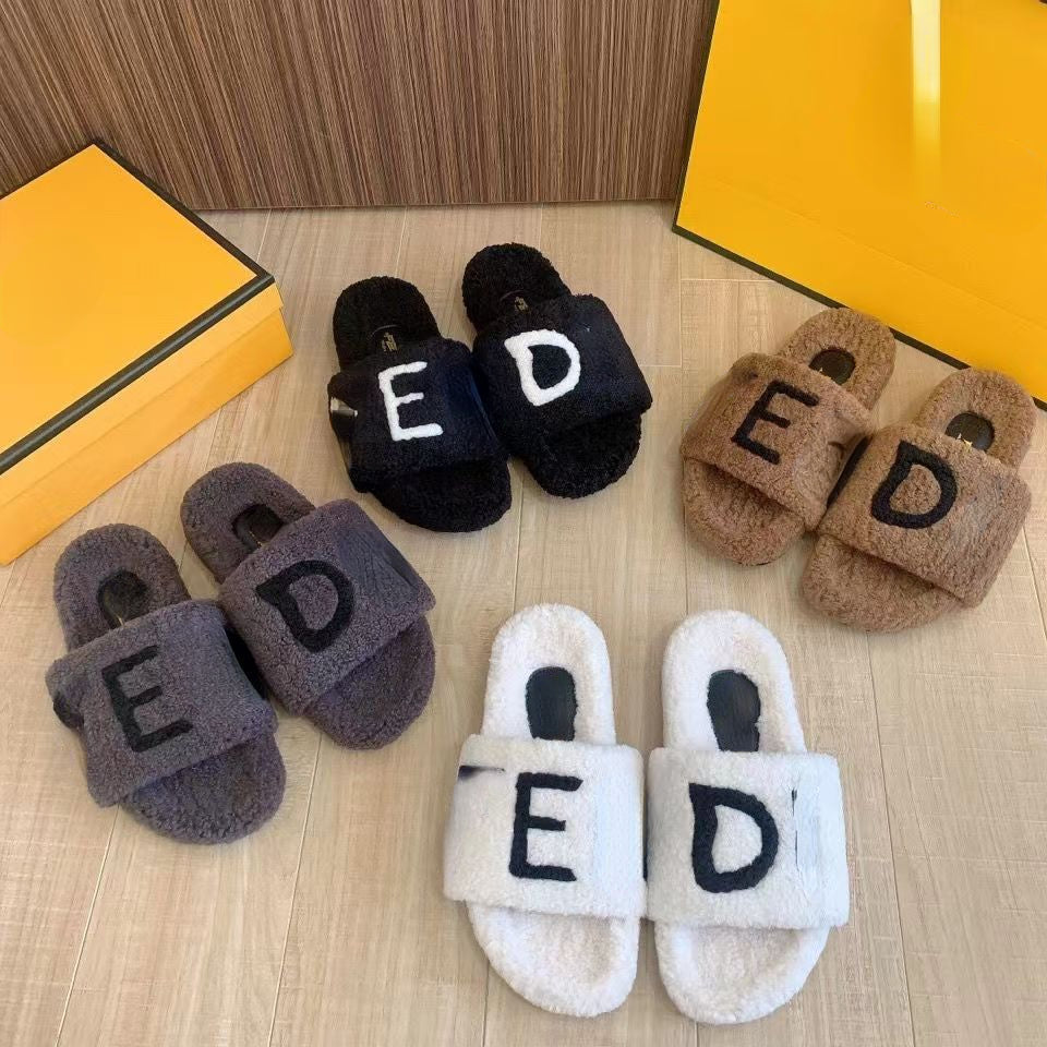 2022 new woolen slipper OP46 women autumn winter home lamb wool flip-flops versatile outerwear warm loafers