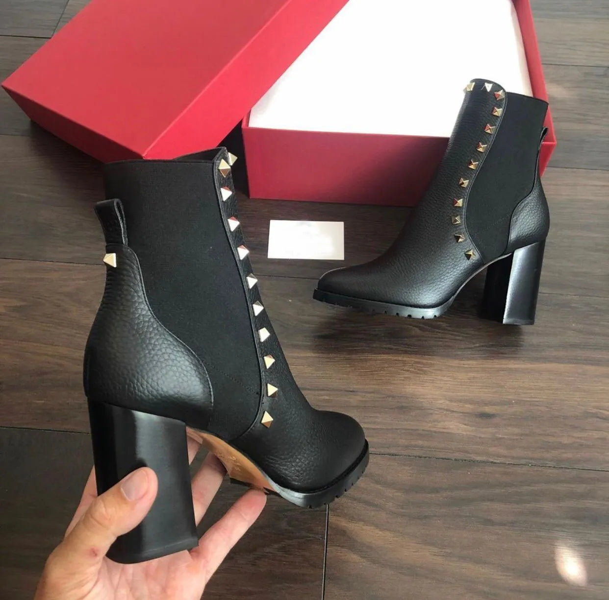 Winter Designer Stud Ankle Boots Women Black Wine-red Grainy Leather Chunky Sole Martin Booties Lady High Heel Party Dress Red Designer Motorcycle B
