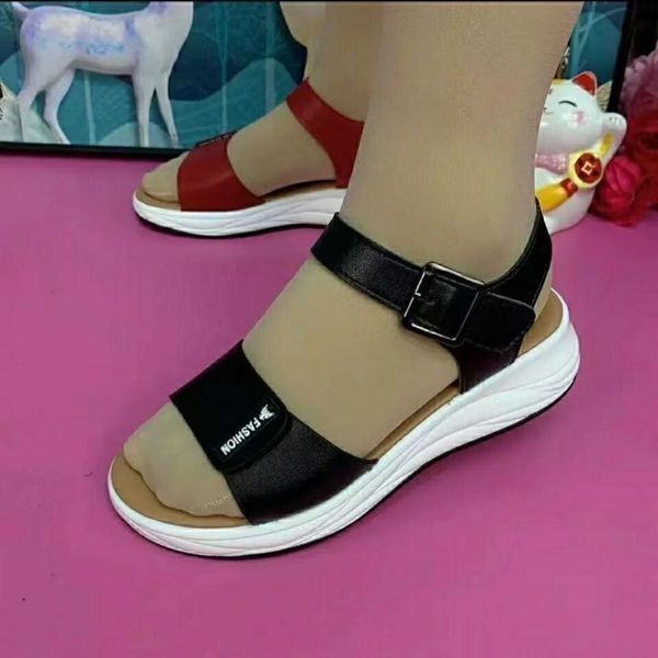 Summer PU Leather Open Toe Women Platform Fashion Buckle Flat Sole Woman Red Outdoor Casual Ladies Beach Sandals 4c4f3
