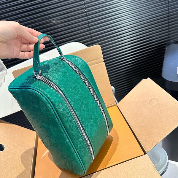 24ss Cosmetic Bags Women Leather Luxurys Designers Bags Totes Handbag Wallets Messenger Purse Card Holder pouch Travel outdoors Messenger Ba
